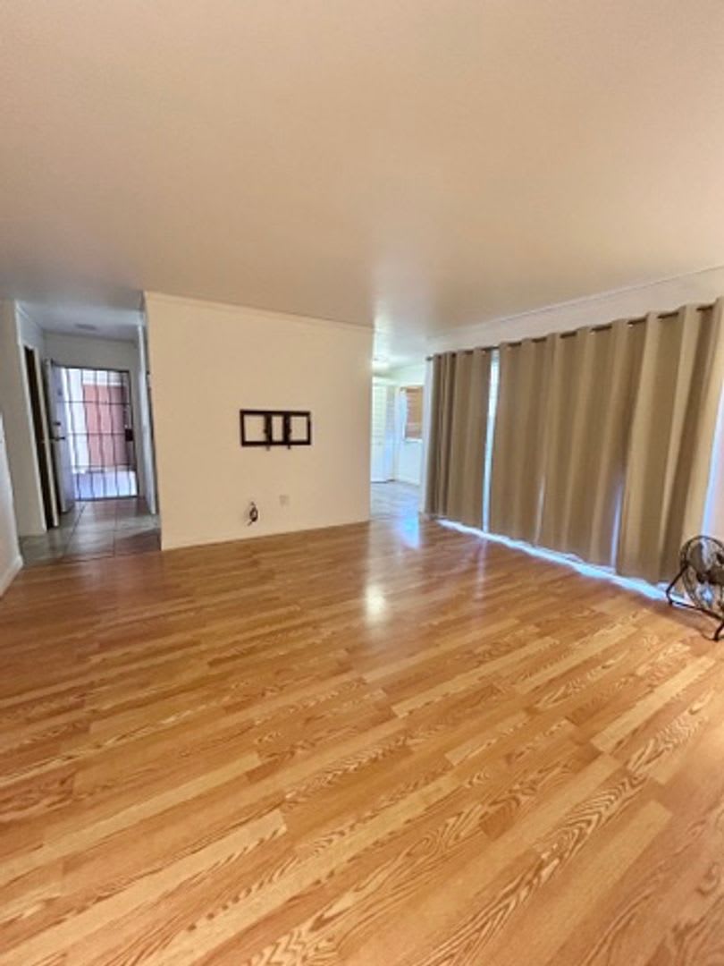 Spacious 2Bd 2Ba Condo In Del Cerro Near Sdsu Available Now Only 3 000 Mo – photo 1