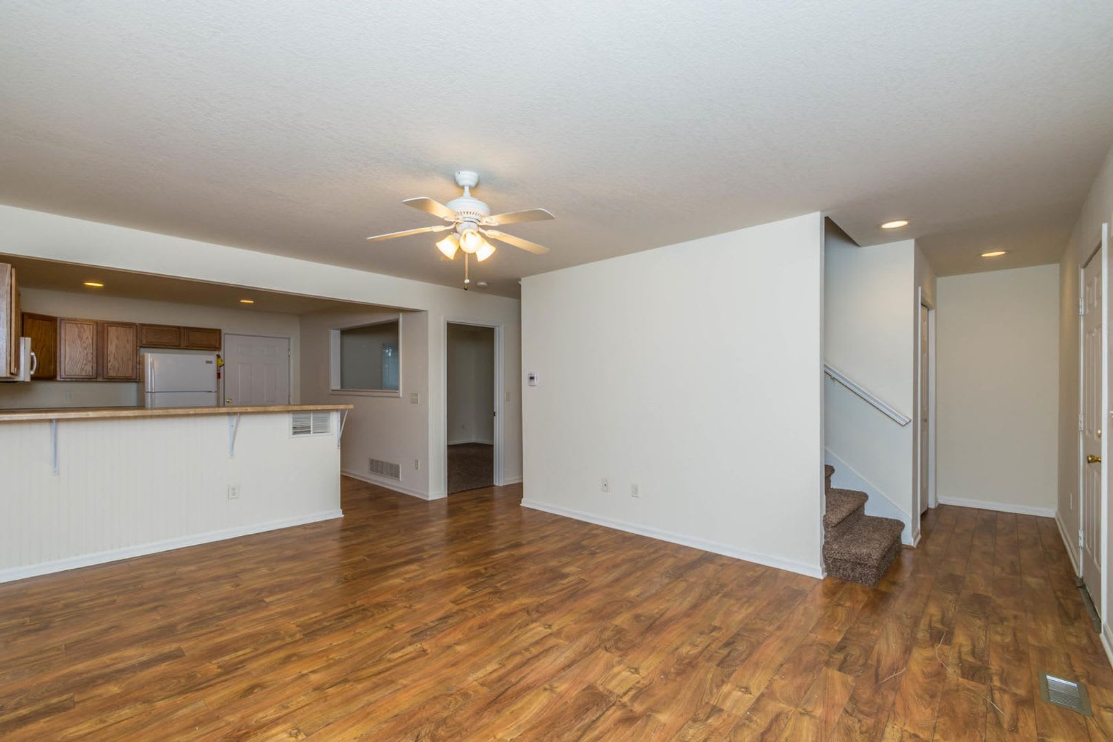 202 E 20th – photo 4