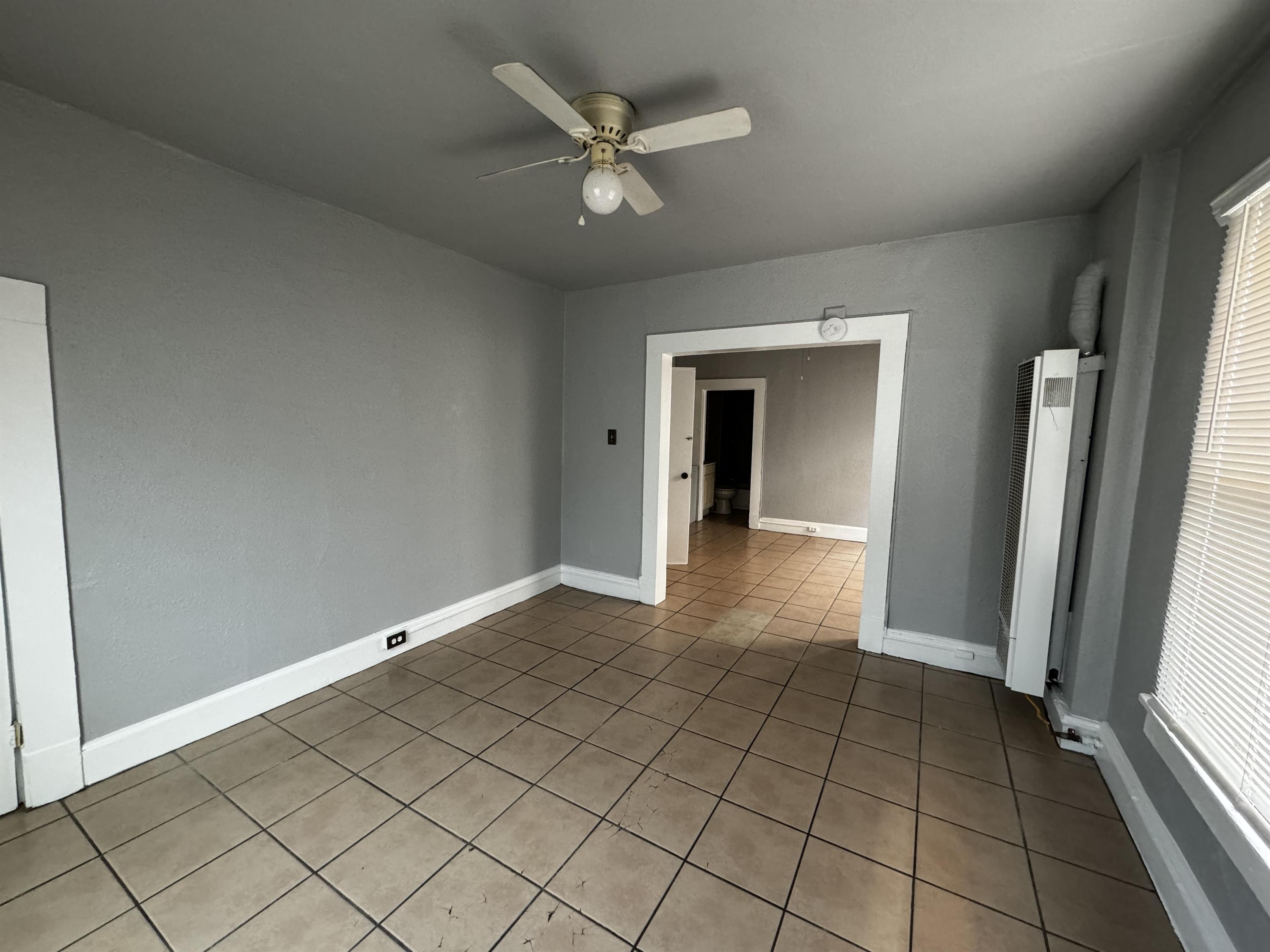 105 Tays Street #C – photo 5