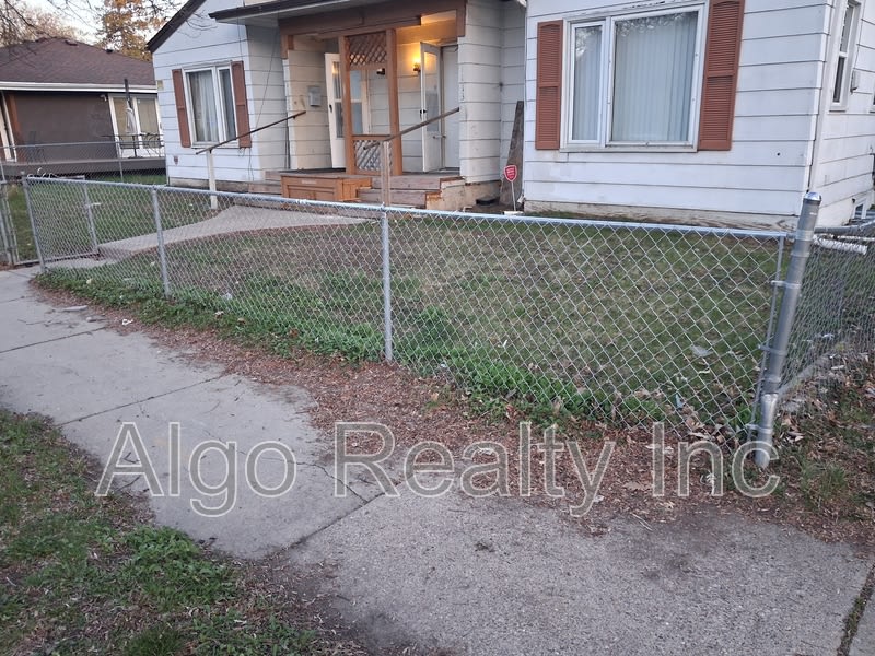 1113 N 25Th Ave – photo 2