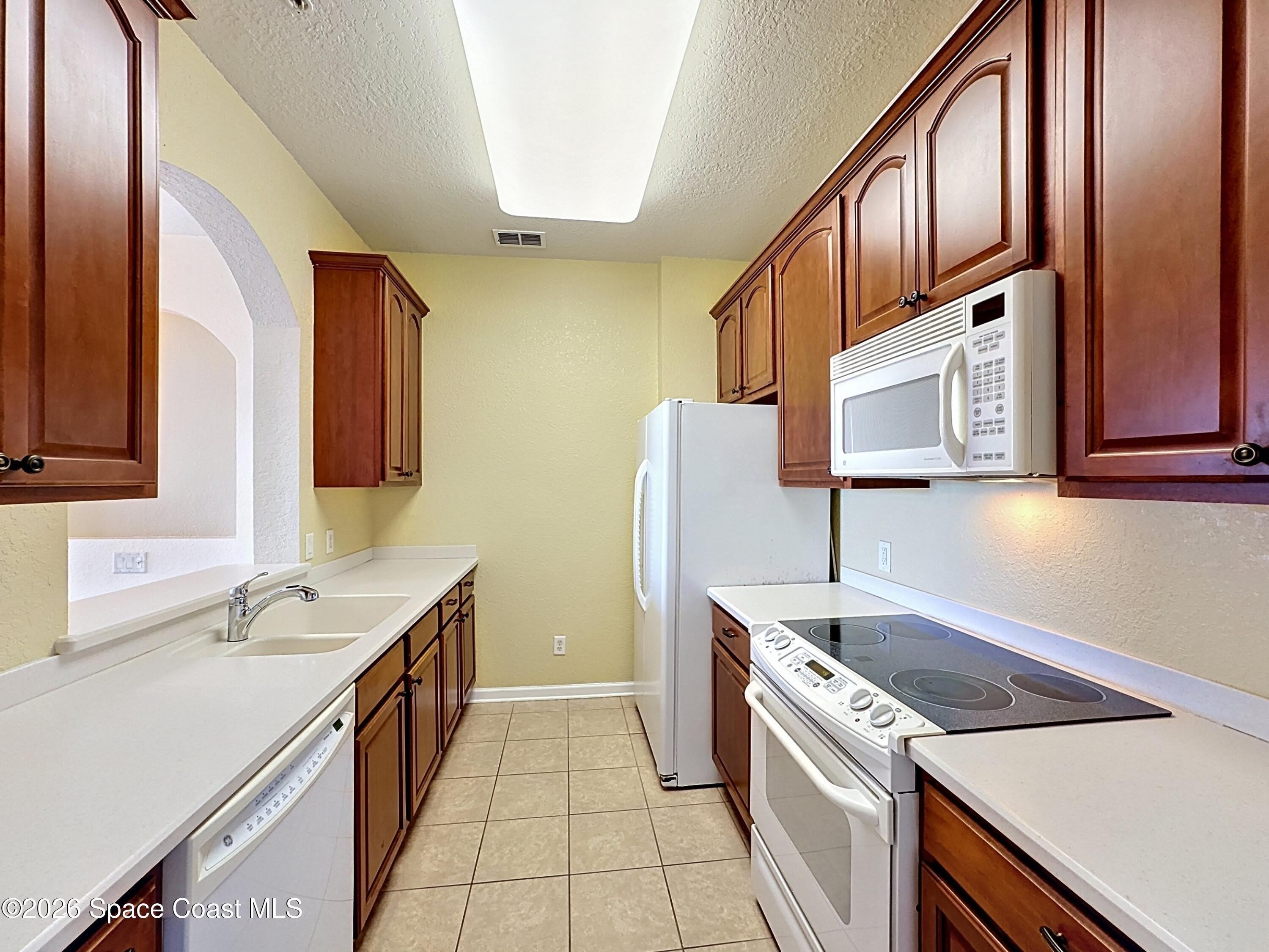 1626 Peregrine Circle – photo 2