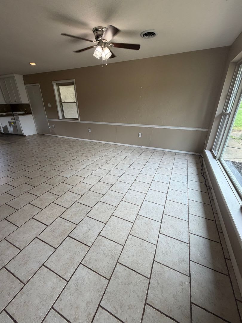 829 Maple Shade – photo 3