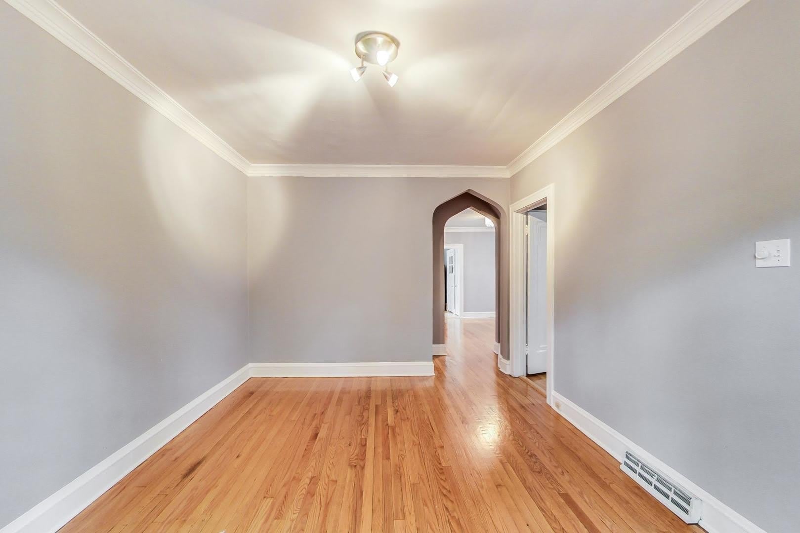 1521 W Nelson Street – photo 3