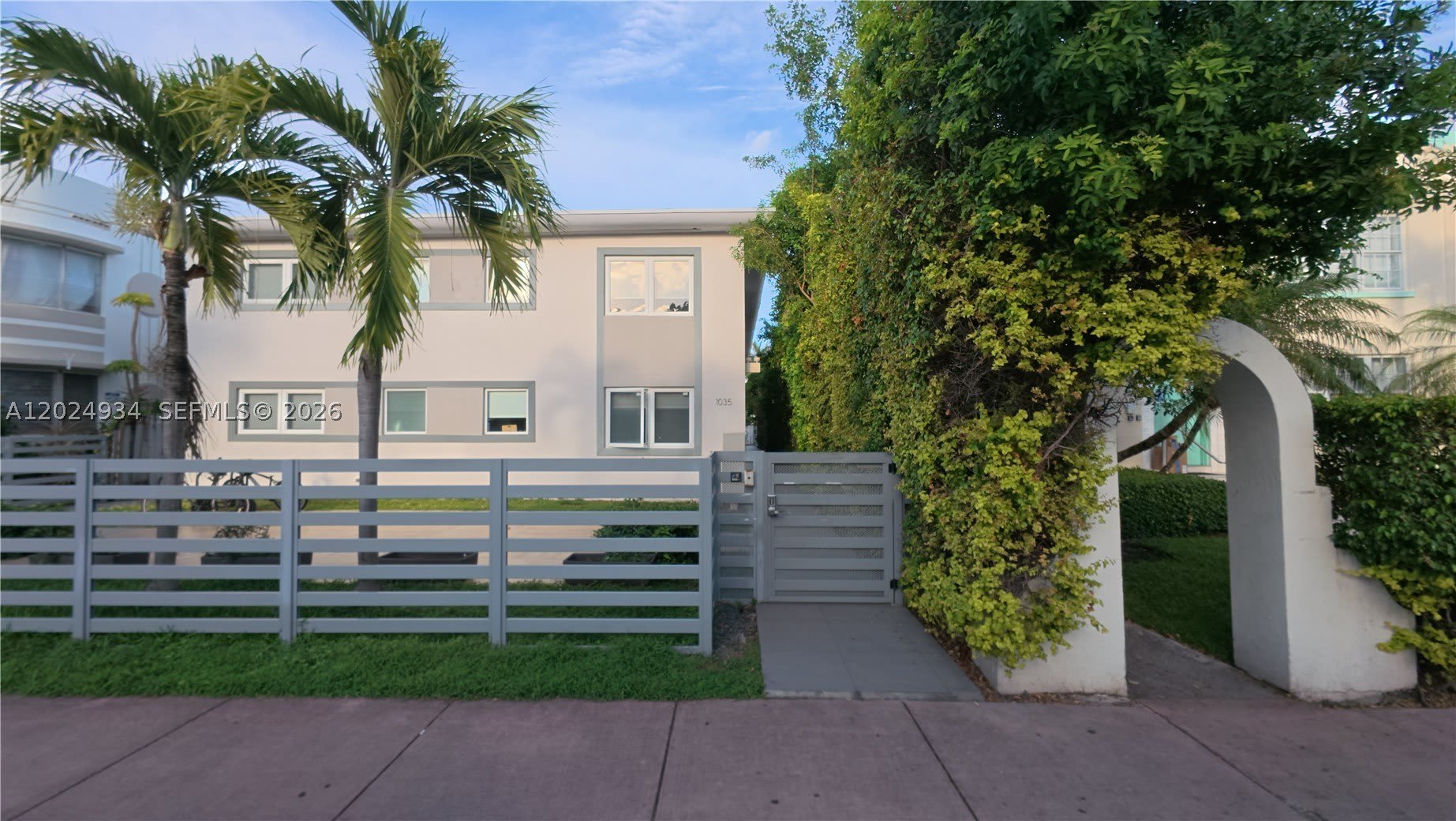 1035 Euclid Ave – photo 1