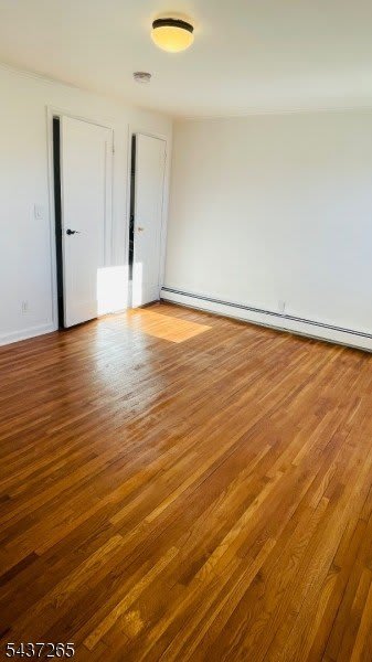728 Thomas St – photo 4