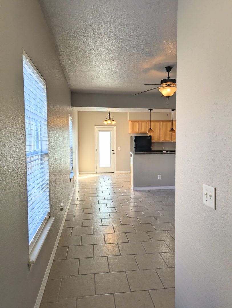 1905 Azlin Place – photo 2