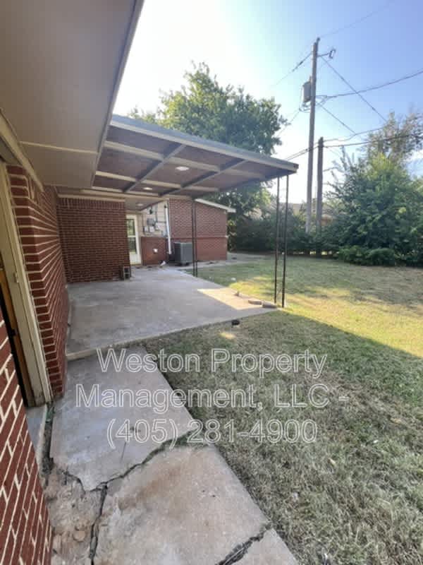 9609 Greystone Avenue – photo 3