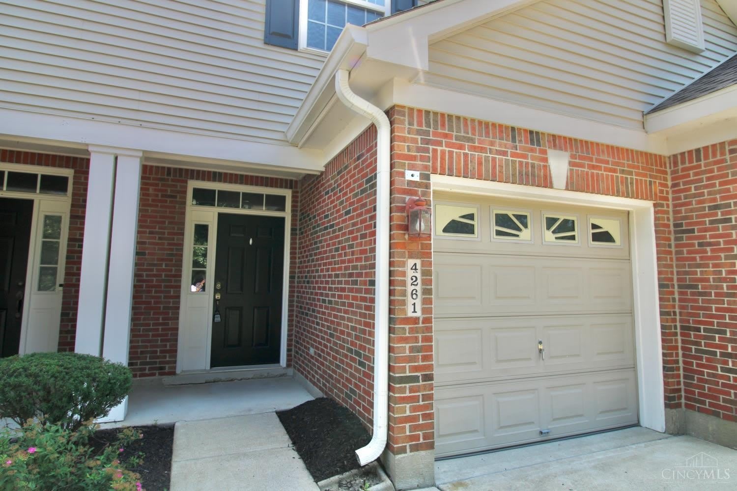 4261 Spyglass Hill – photo 1