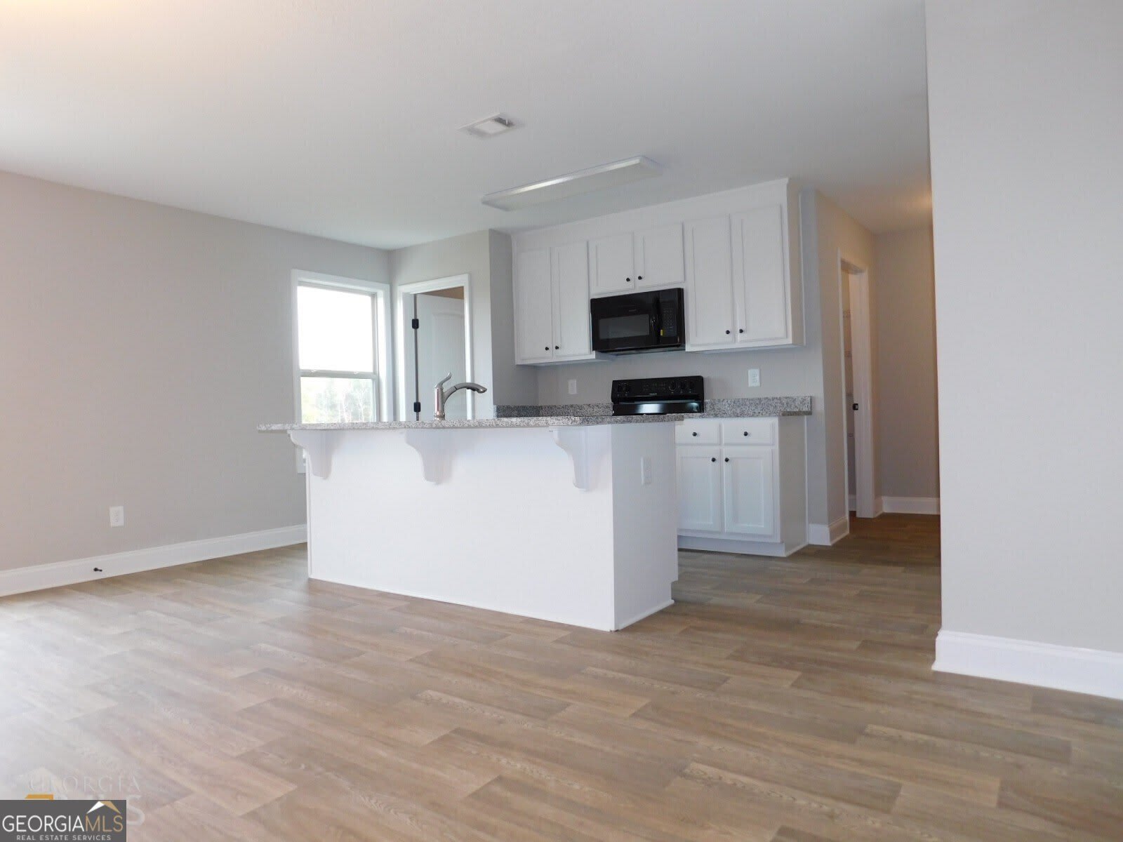 2214 Savannah Drive – photo 4