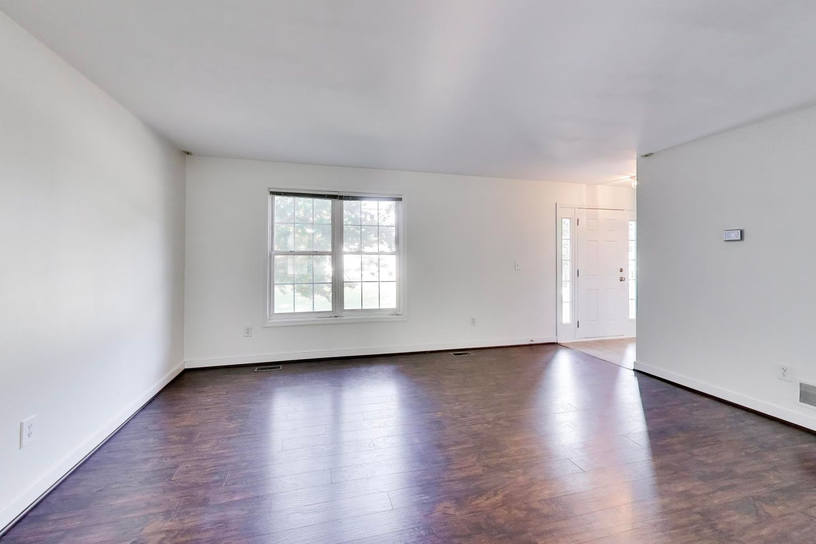 Beautiful Home in Severn – photo 4