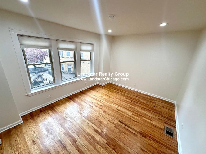 1750 West North Shore Ave – photo 5