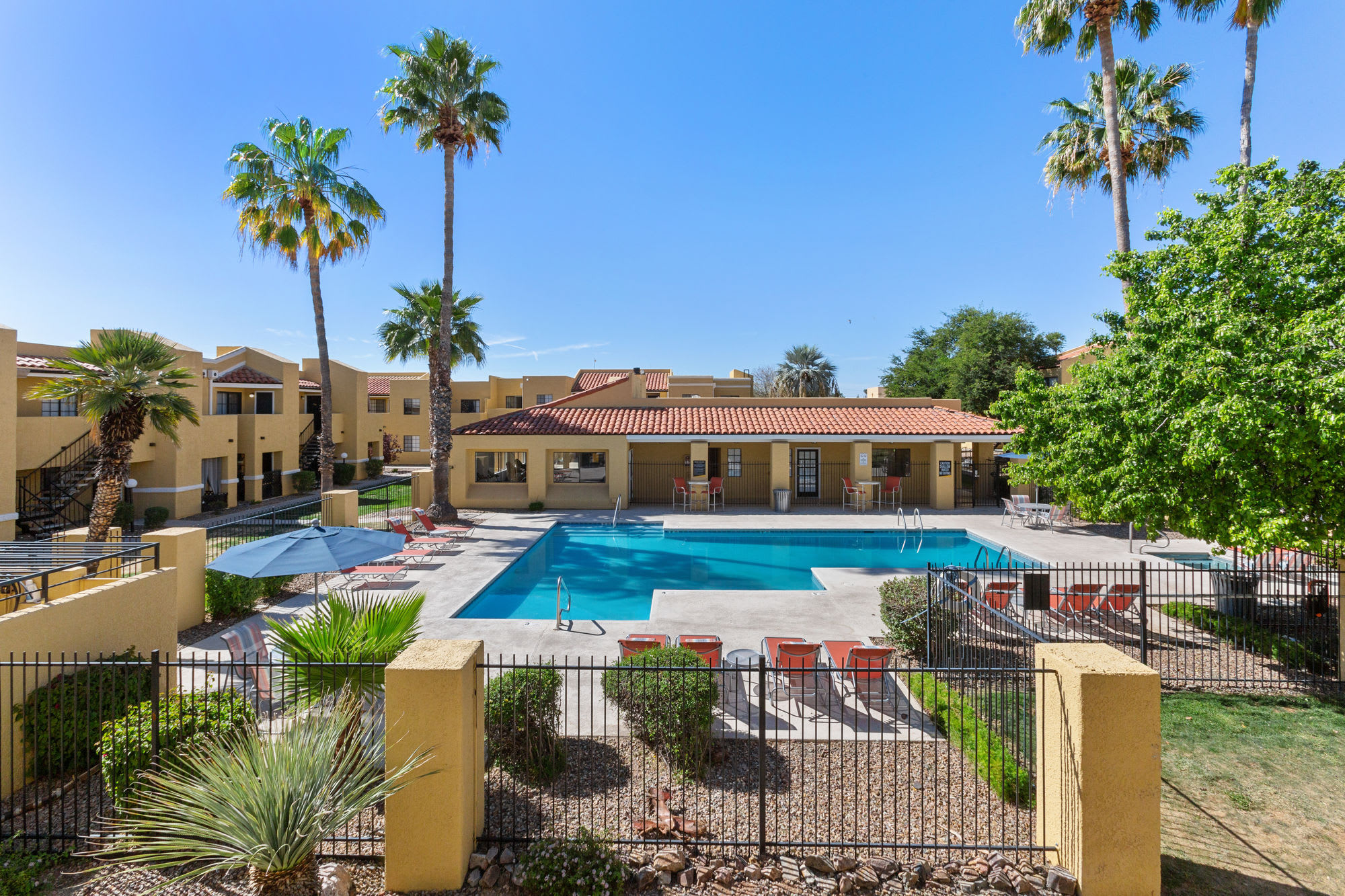 Alterra Apartments – photo 1
