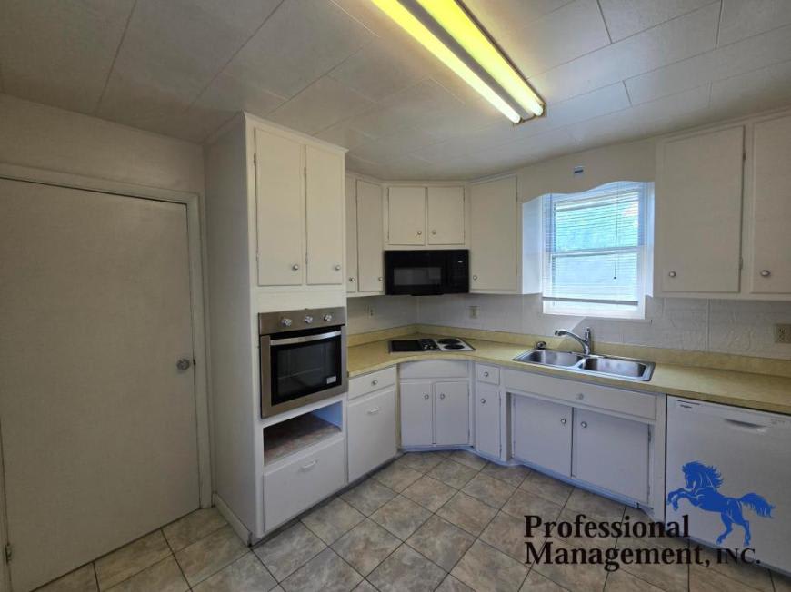 711 North 24Th Street – photo 4