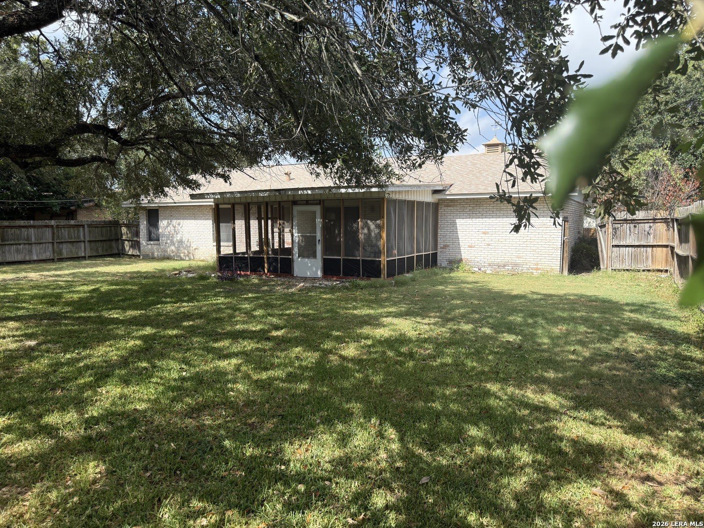 4102 KIRBY DR – photo 4