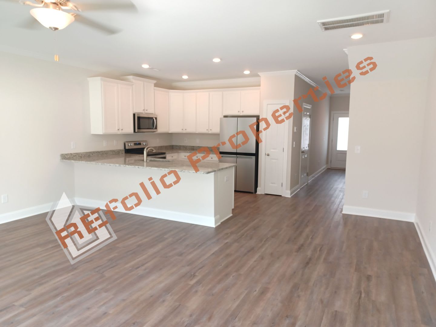 A Beautiful 3 Bedroom 2 5 Bath With 1 Car Garage Townhome In Riverwalk Raleigh Available On October 07 – photo 5