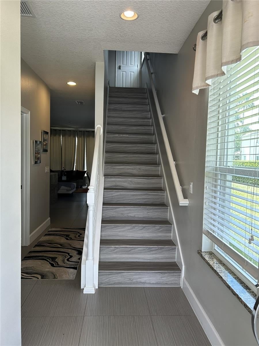 1421 Retreat Circle – photo 2