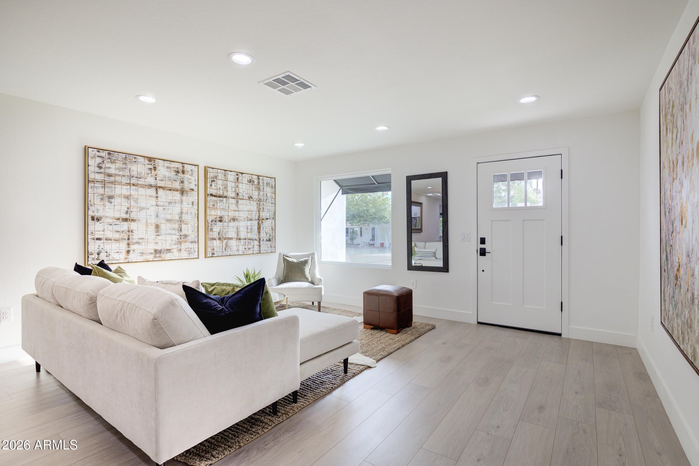 4235 N 35TH Way – photo 5