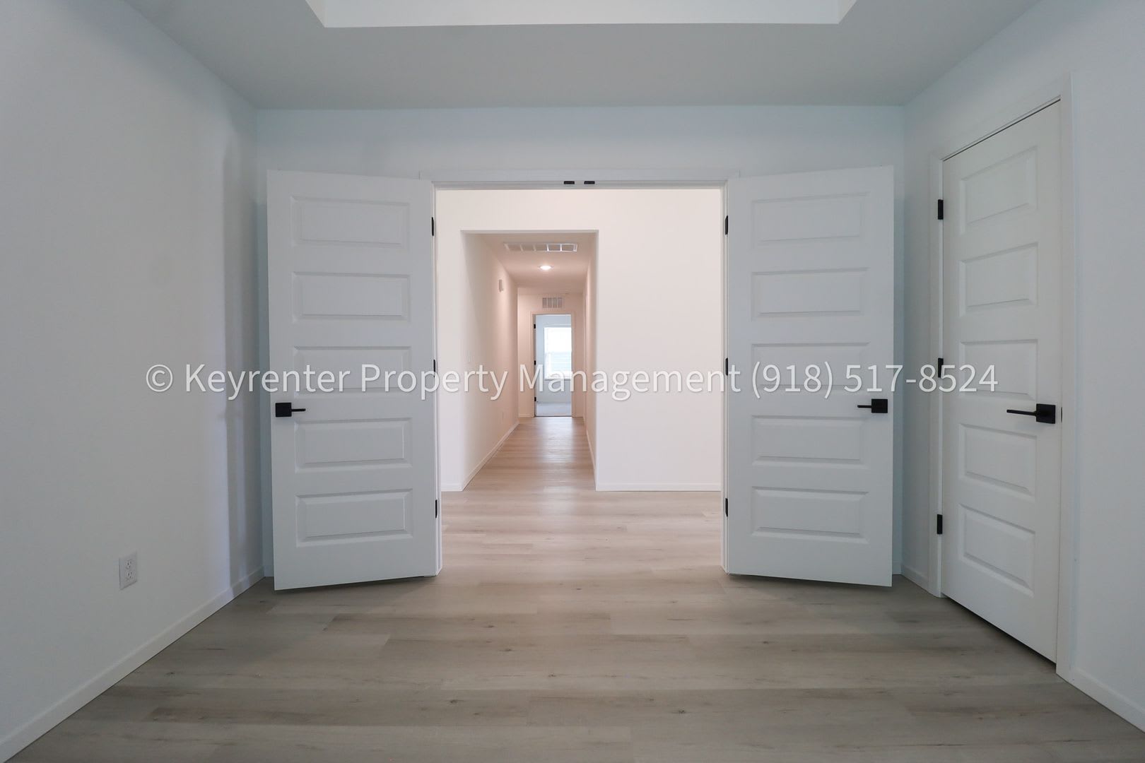 Stunning New Construction Simmons Home 5 Bed 3 Bath Move In Ready – photo 3