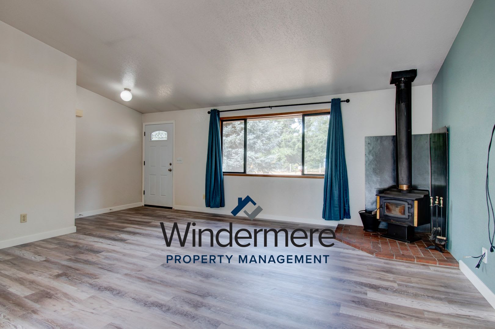 2 Bed 1 Bath Home in Northgate – photo 4