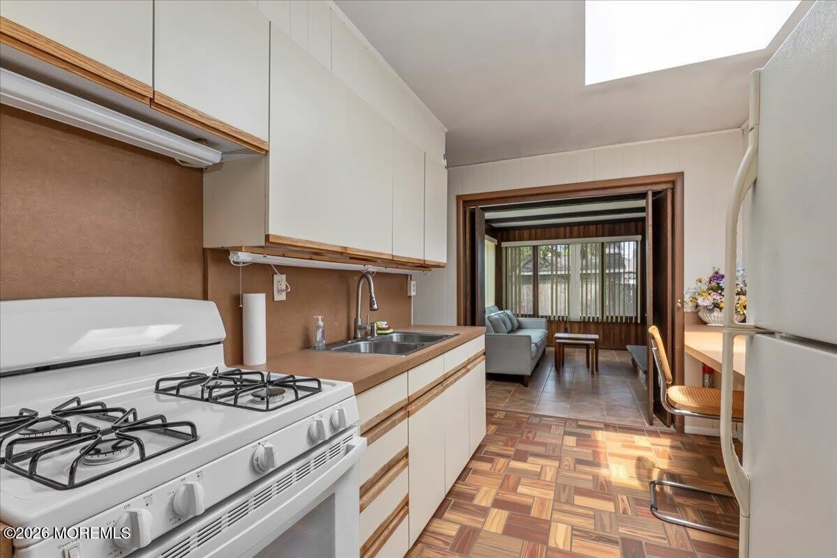 223 West End Avenue – photo 3