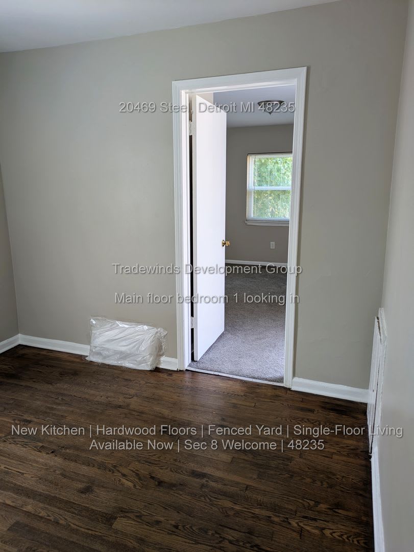 20469 Steel St Is A 2 Bedroom Brick Ranch For Rent In Detroit S Minock Park Neighborhood For 1 200 Month Section 8 And Housing Choice Vouchers Welcome On A Quiet Street Near Grand River Ave In 48235 – photo 3