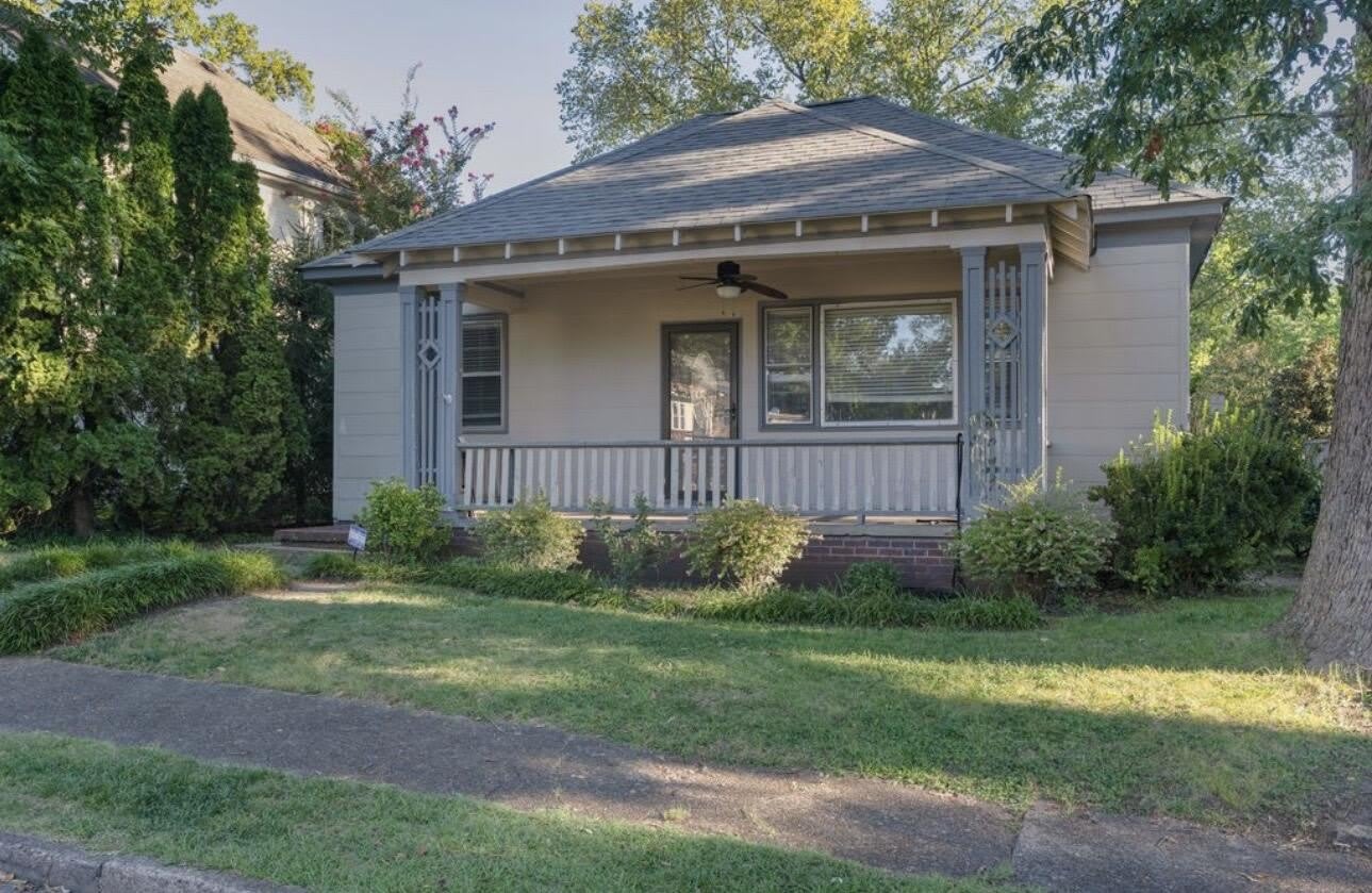 423 Money Tree Lane – photo 2
