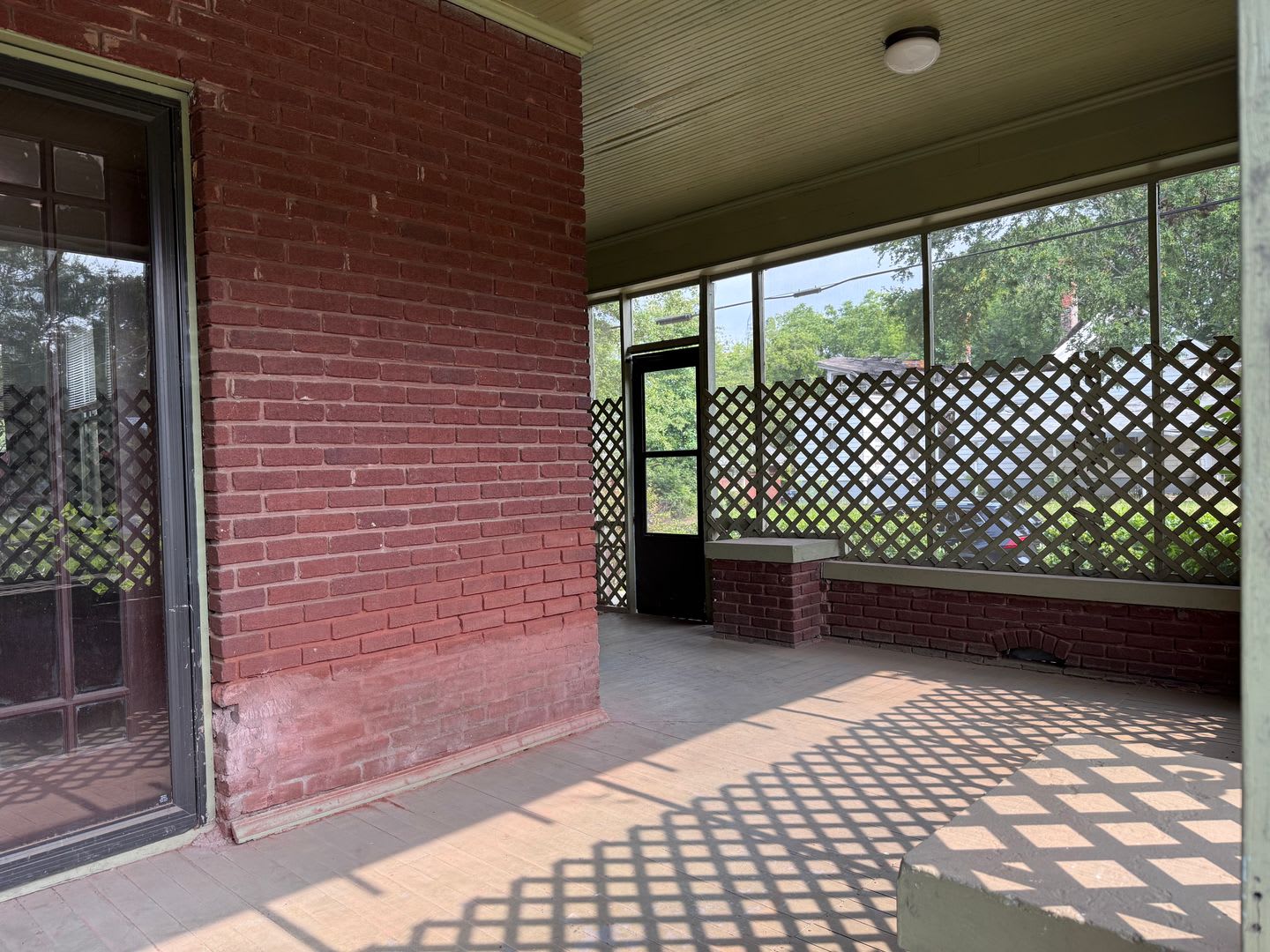 2301 W 17Th St Little Rock Ar 72202 Classic Character Large 3Br 1Ba W Den And Separate Dining Large Corner Lot – photo 3