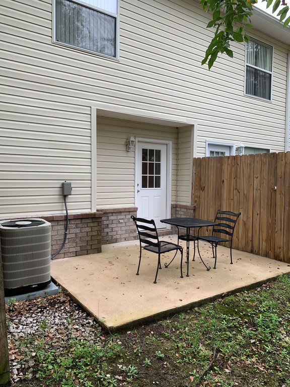 1863 Shay-lin Ct – photo 5