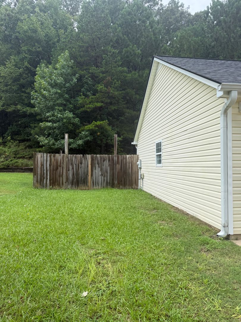 Remodeled 3 Bedroom 2 Bath Home – photo 4
