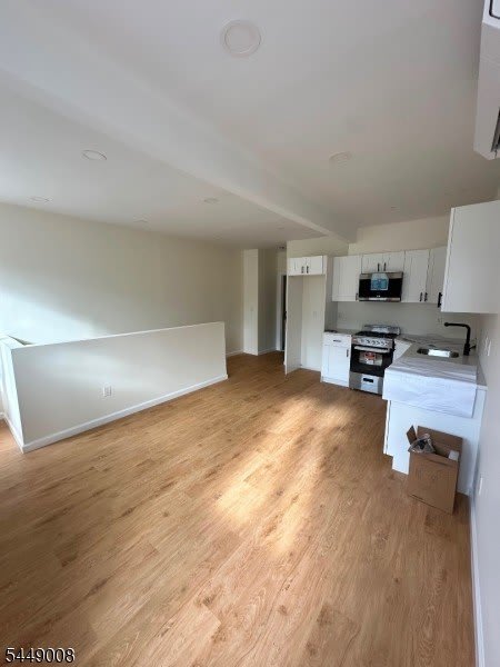 92 Bloomfield Ave – photo 2