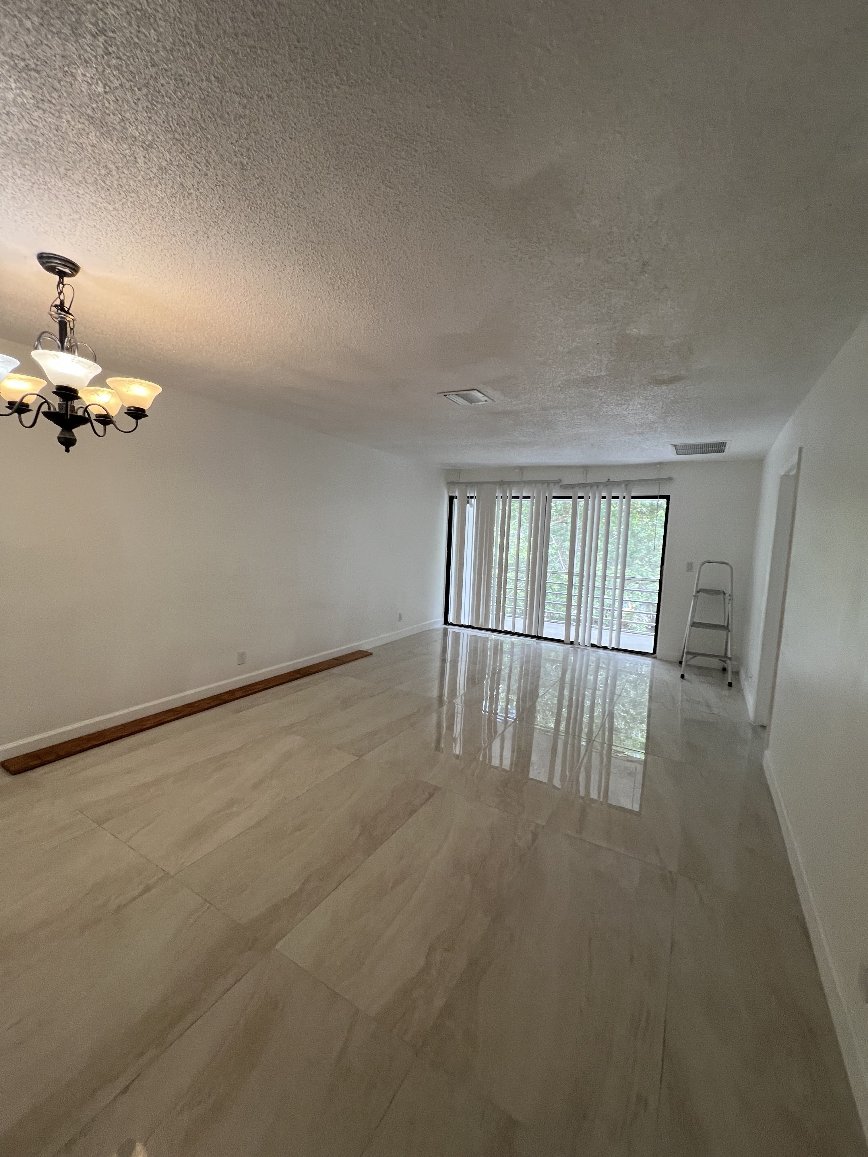 7830 Northwest 33Rd Street – photo 2