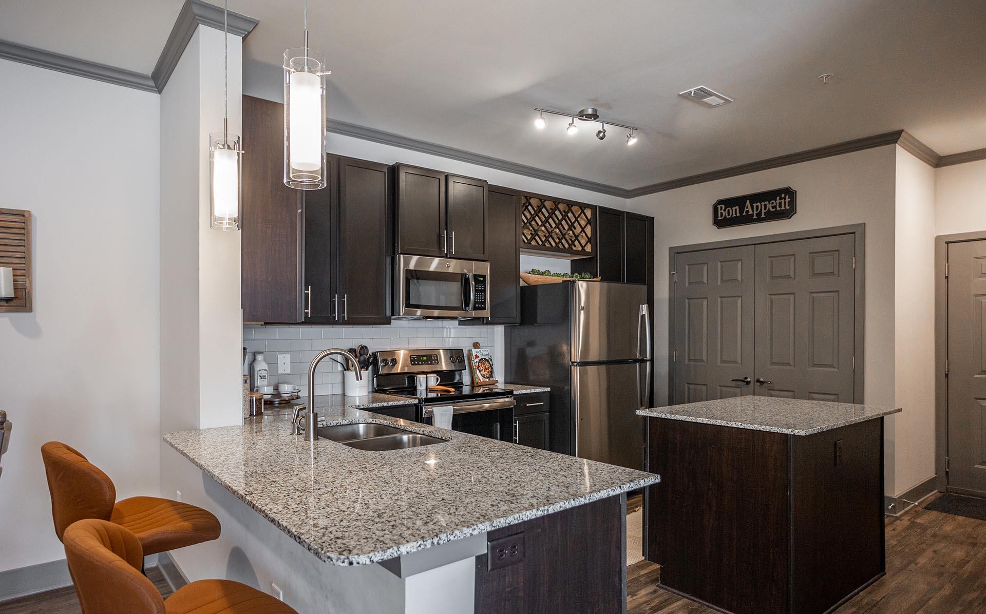 Vintage at Emory Road – photo 1