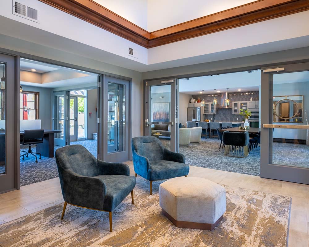 Valley Creek Apartments – photo 2