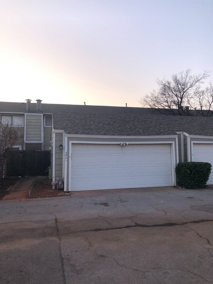 2 bed & 2 bath Condo. 2 car garage. – photo 2