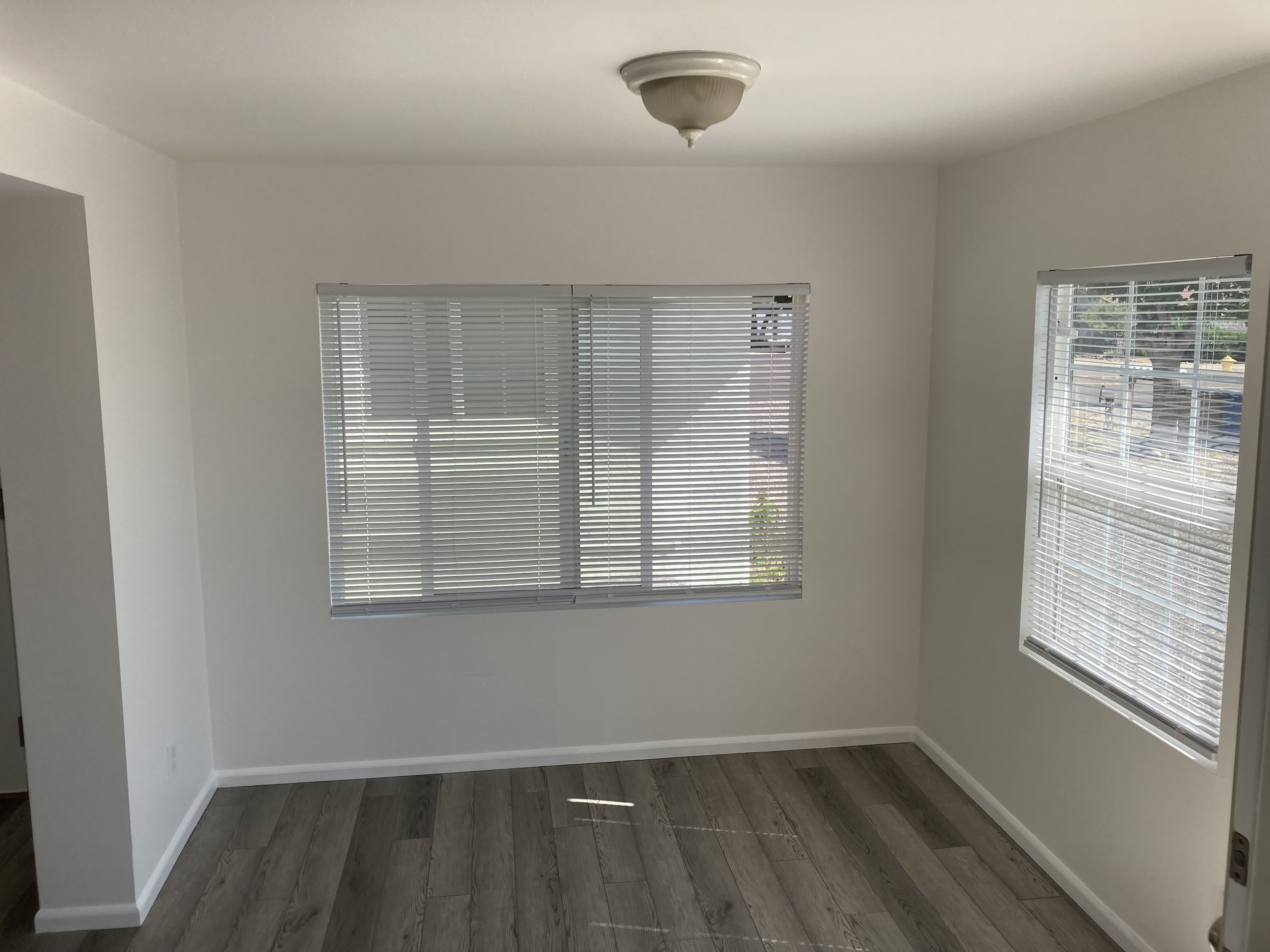 549 W Wickenburg Way – photo 5