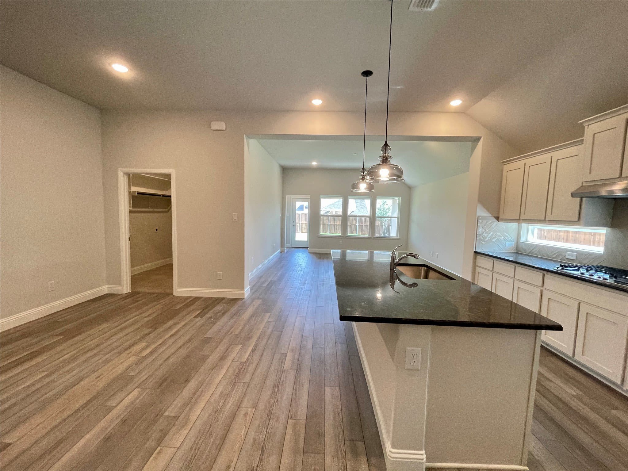4005 Blue Stem Boulevard – photo 3