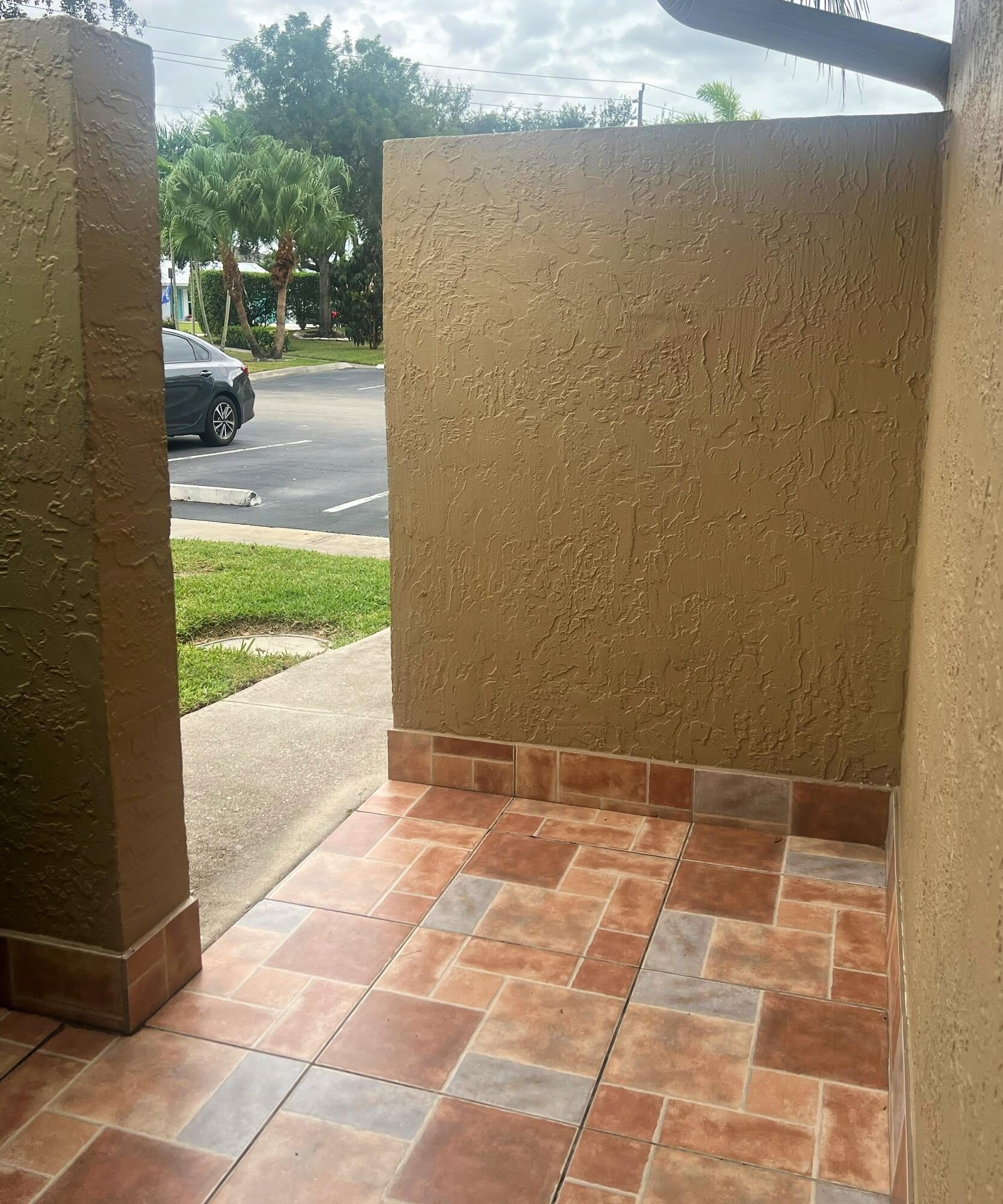 12087 NW 44th Street – photo 4