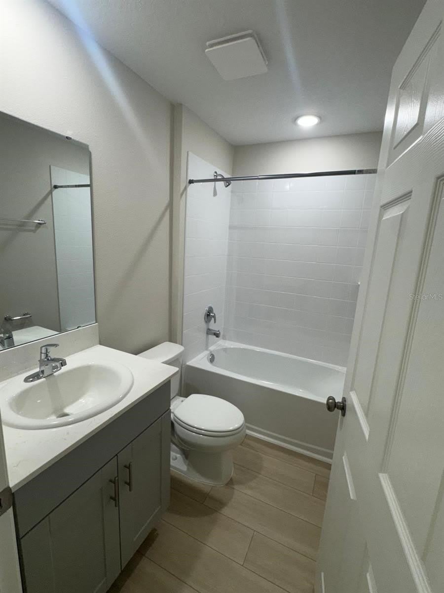 1049 FORESHORE Lane – photo 4
