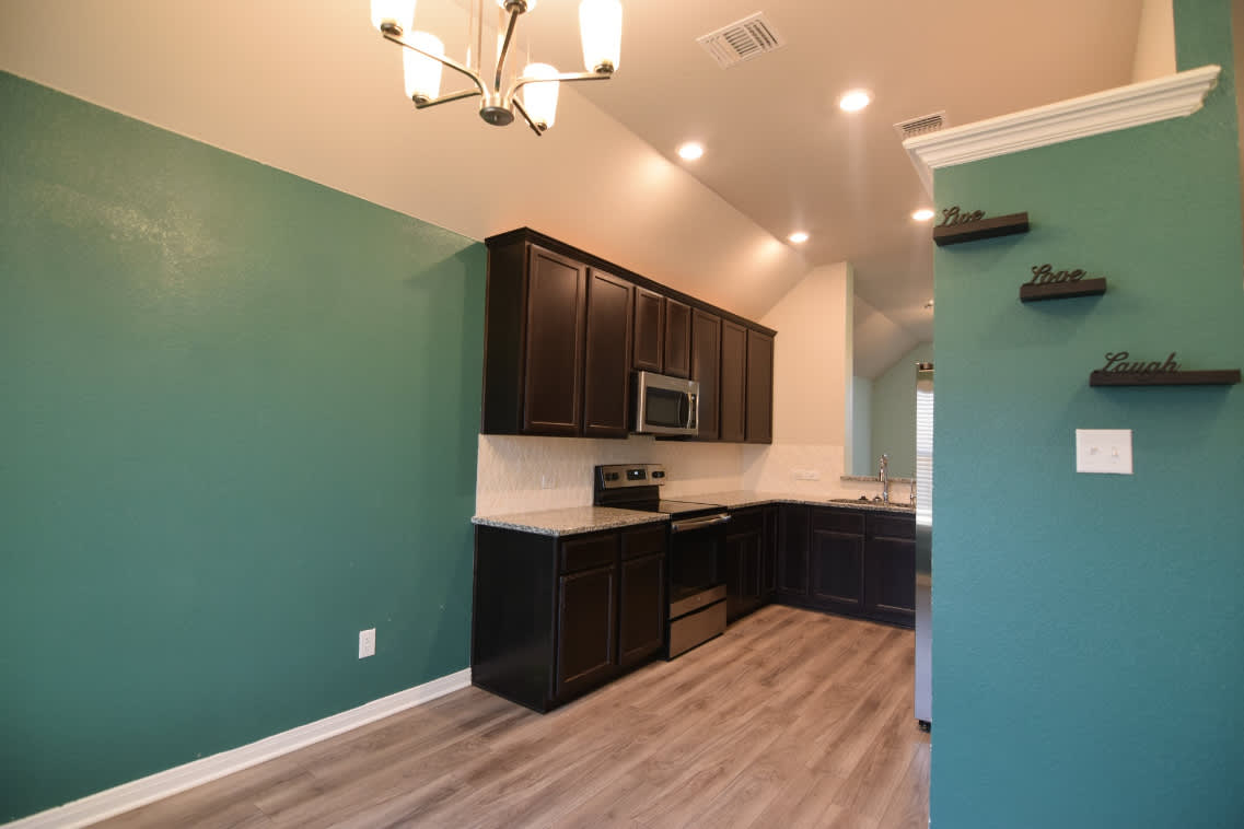 3409 Addison St – photo 4