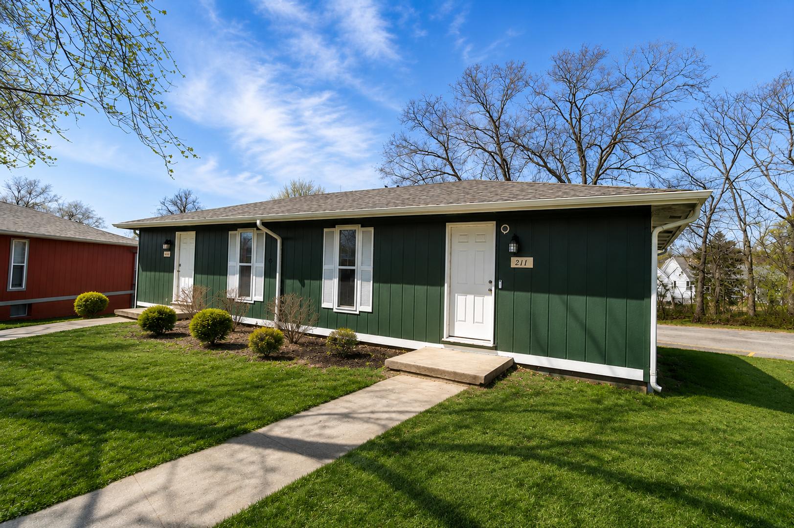 Central 3 BDR Duplex – photo 2