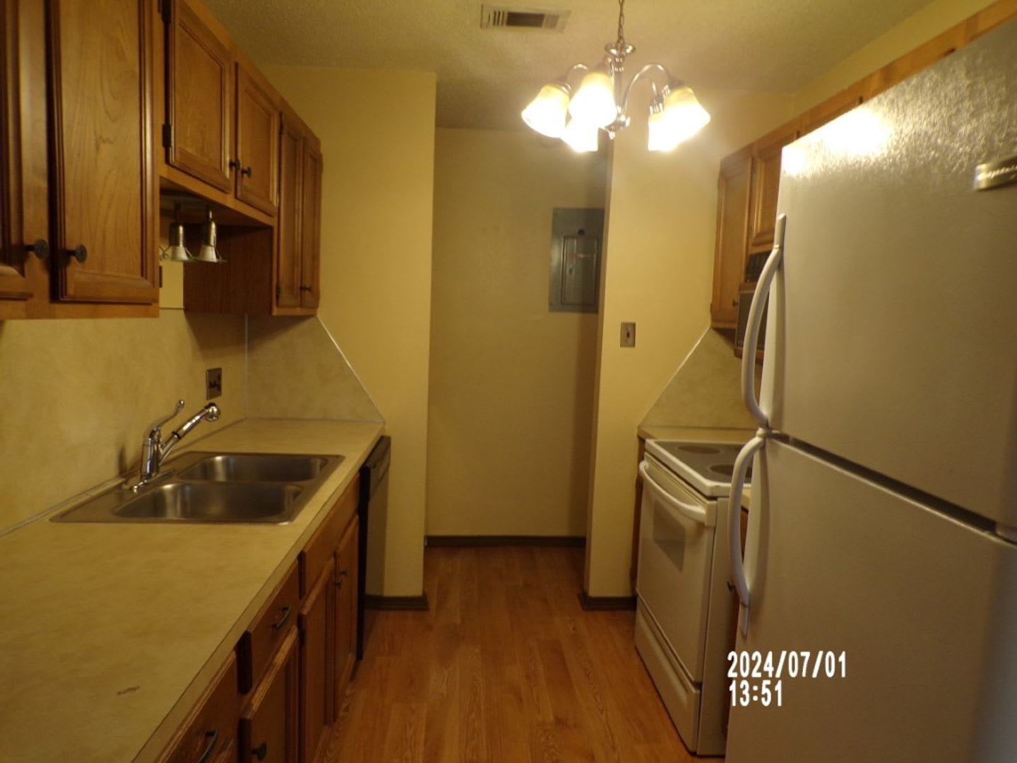 917 NE Tortoise Dr. Apt. A – photo 2