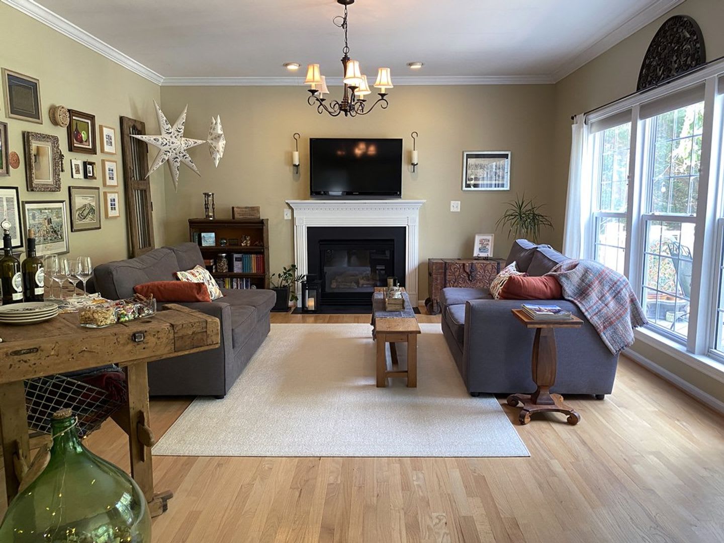 BEAUTIFULLY REMODELLED – photo 5