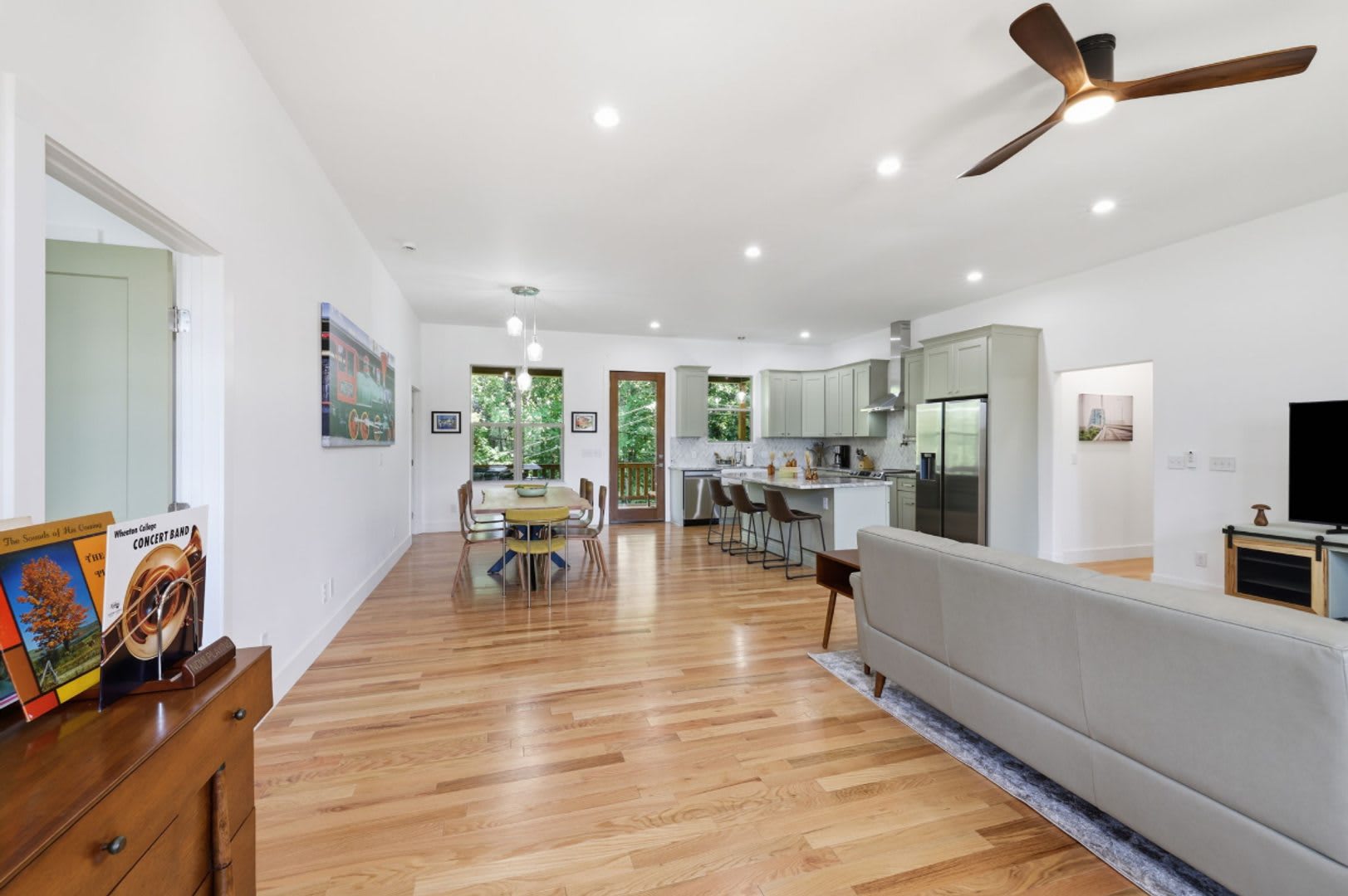 Fully Furnished 3-Bedroom Chattanooga Home — Ideal for Traveling Nurses & Professionals – photo 4