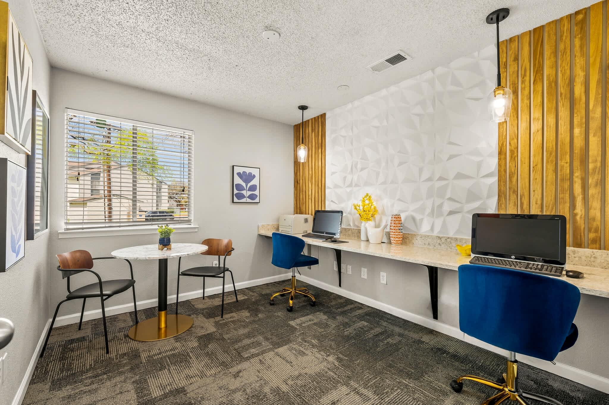 The Hudson Apartments – photo 3