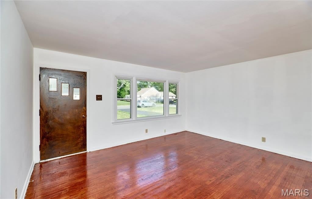 228 Newton Place – photo 5