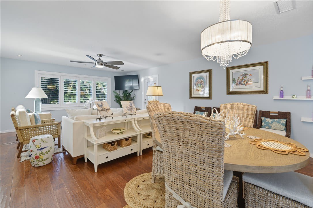 676 Royal Palm Place – photo 5