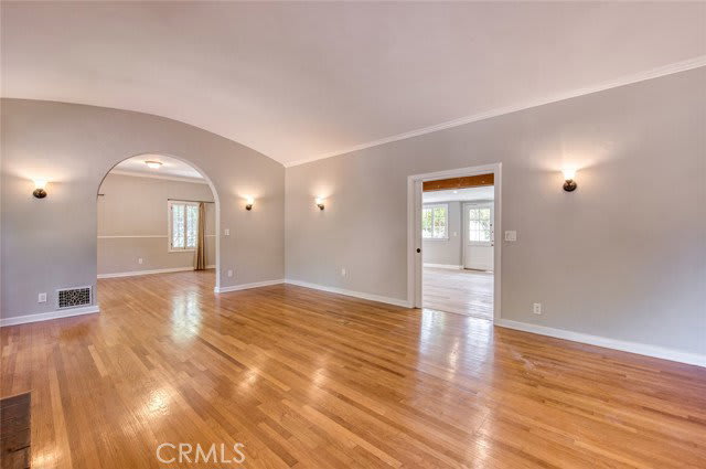 1096 Armada Drive – photo 4