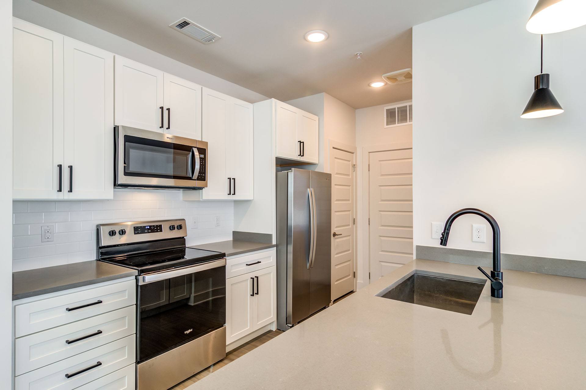 The Collins Luxury Apartments – photo 2