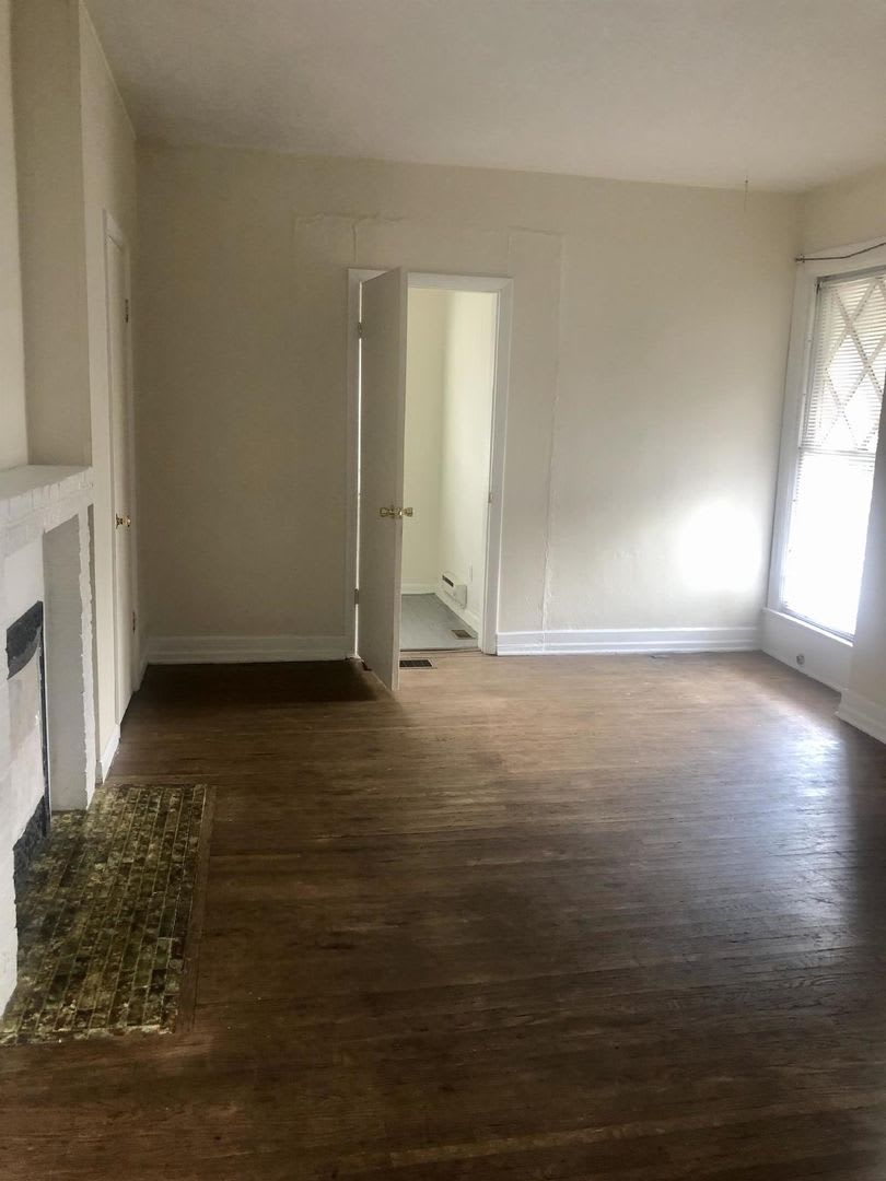 401 E. 2nd St. – photo 4