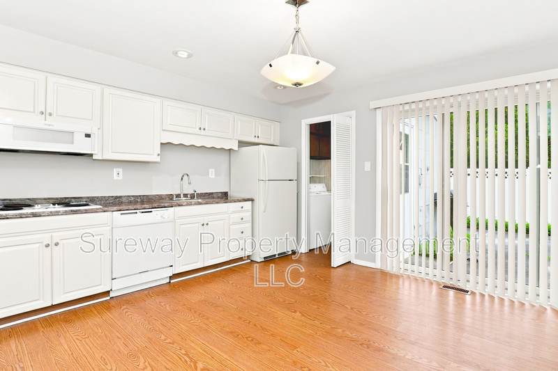 17 Farragut Court – photo 5
